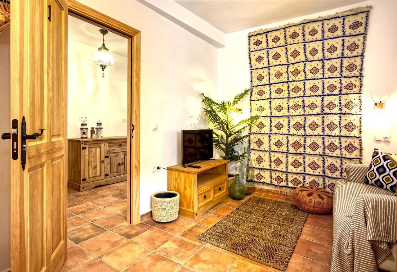 La Vieja Botica Bed & Breakfast Canillas de Aceituno