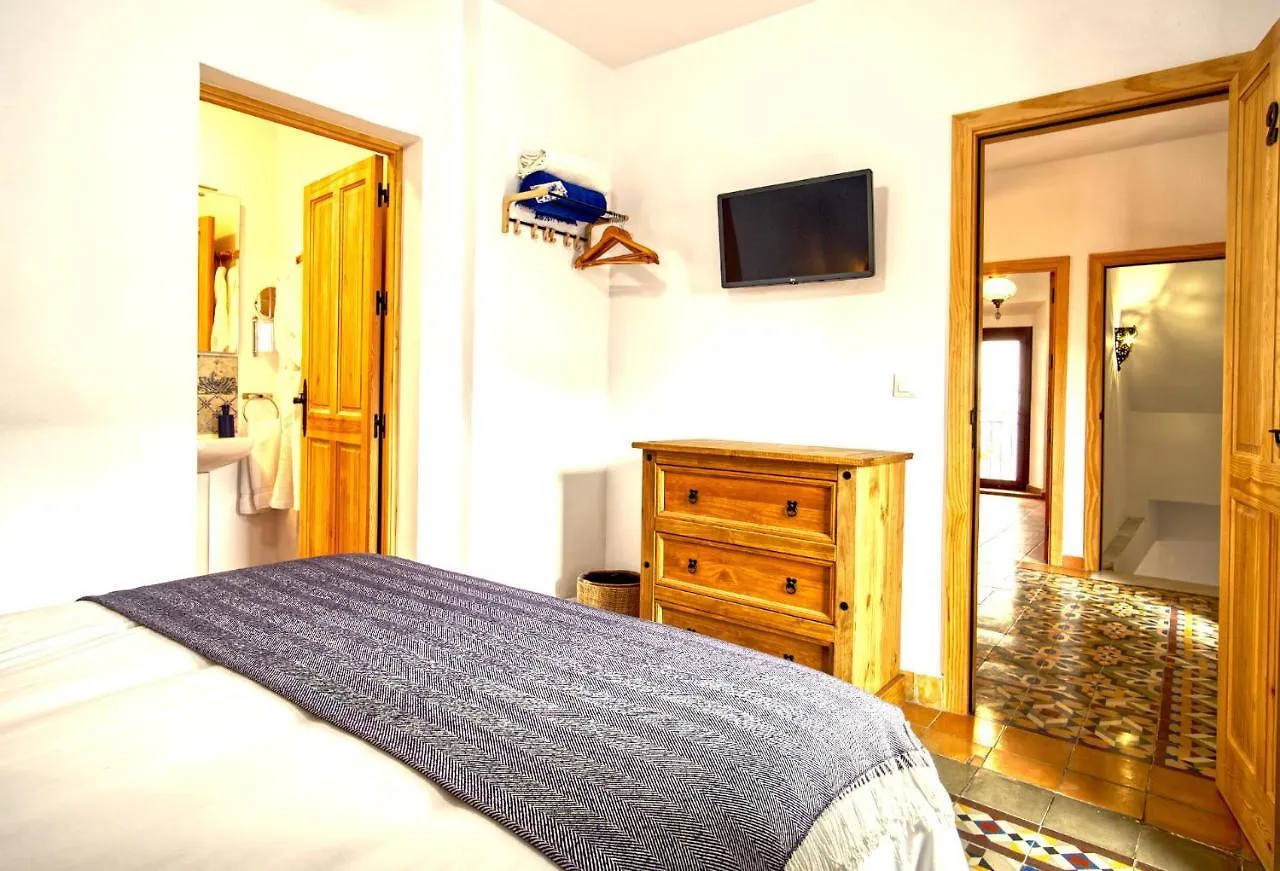 La Vieja Botica Bed & Breakfast Canillas de Aceituno Spain